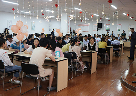 【员工活动】“初夏初见，一见倾情”——3003.com高科联合安徽医科大学第四附属医院举办青年联谊活动